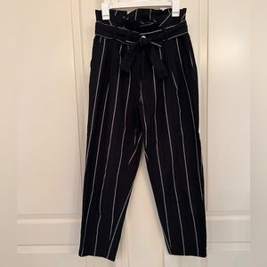 Who What Wear Belted Black striped pants size 6